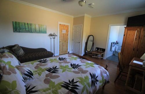 Port Hood Bed & Breakfast | The Fiddle and the Sea Bed and Breakfast