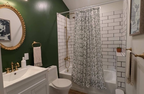 Garden Lots House | The Garden Suite - View of Lunenburg Waterfront