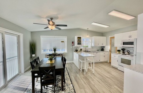 Okanagan-Similkameen Condo | The Godspeed Guesthouse