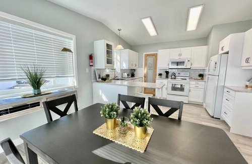 Okanagan-Similkameen Condo | The Godspeed Guesthouse