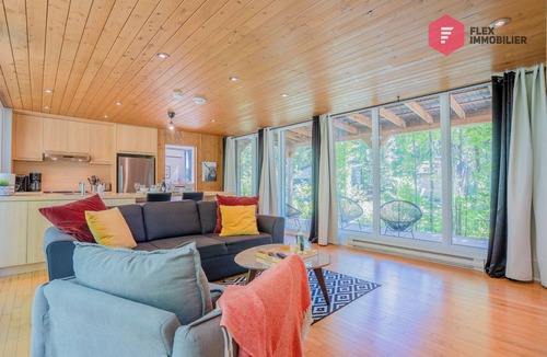 Pont-Rouge Ski Chalet | ⭐ The HALO ❇ SPA Pool Sauna Billiards Trails 25 min from Quebec ⭐