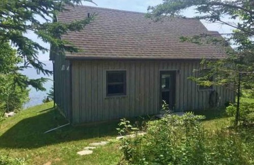 Port Mouton Cottage | The Harbor Hideaway - Ocean Front - Private - Port Mouton