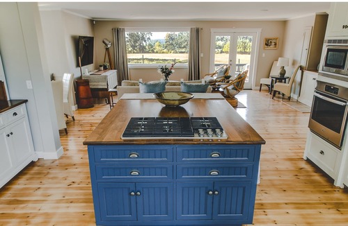 North Cowichan House | The Haven - Maple Bay's Premier Getaway