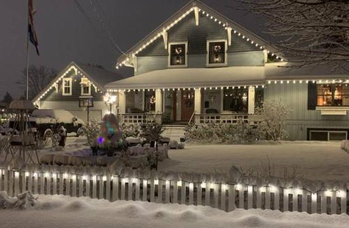 Chilliwack Proper Village West Bed & Breakfast | The Hazelhouse