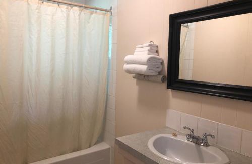 Mount Currie Hotel | The Hitching Post Motel