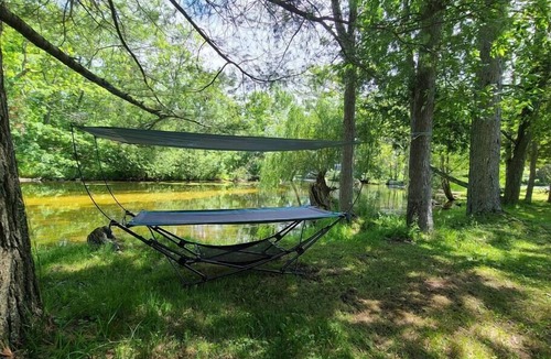 Selwyn House | The Hunter - 3-Bedroom River-front Cottage