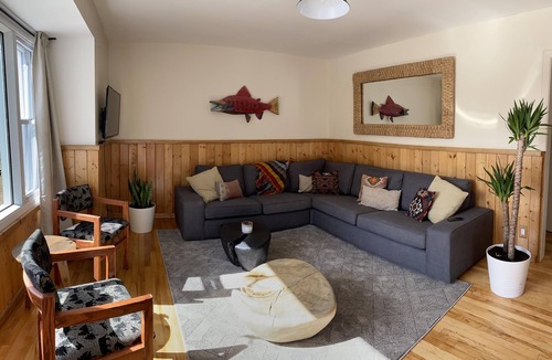 Calgary Cottage | The Little Red House - private nature getaway
