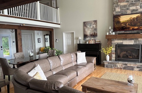 Quinte West House | The Lodge at Richardson Point