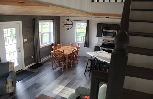 Darnley Cottage | The Lookout! - Unwind with your family, including your furry friends!n(4009125)