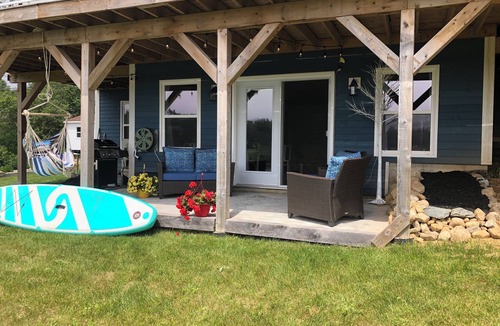 Chester Apartment | The Lower Deck Oceanfront Studio mins from Chester and beaches