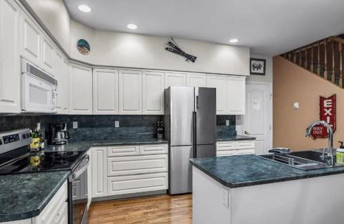 Sun Peaks Apartment | The Marmot's Den