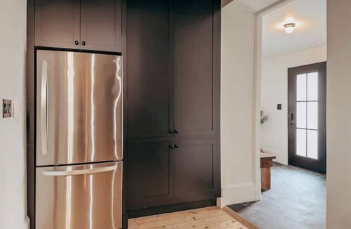Yarmouth Apartment | The Merchant Quarters: Contemporary seaside charm