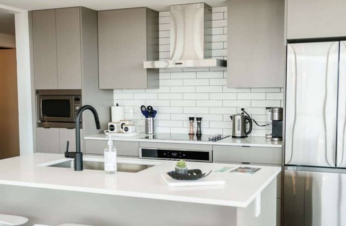 Downtown Kelowna Condo | The Midi - Downtown Kelowna