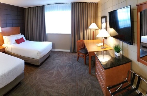 Bonnyville Hotel | The Neighbourhood Inn