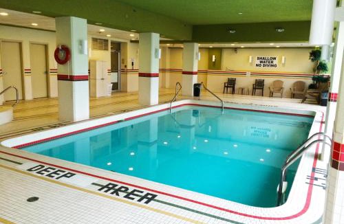 Fallsview Hotel | The Oakes Hotel Overlooking the Falls