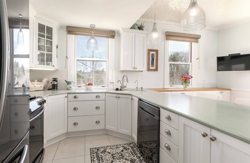 Chester Basin House | The Oaks Seaside Retreat