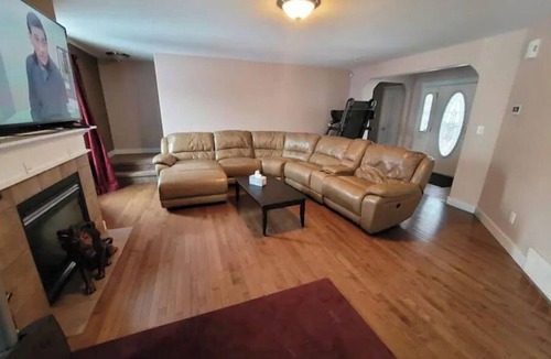 Timberlea House | The Oilsands Manor
