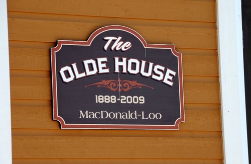 Little Pond Cottage | The Olde House in Little Pond is a 3.5 star Oceanfront property
