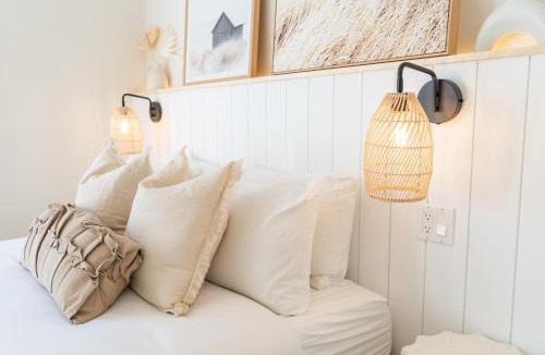 Harvie Heights House | The OVERLOOK Stay-Mountain View-Free Parking