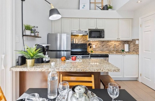 Craigleith Condo | The Parker Slopeside: Hot Tub + Mountain Views
