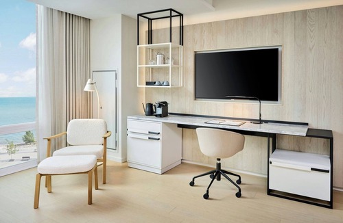 Burlington Hotel | The Pearle Hotel & Spa, Autograph Collection