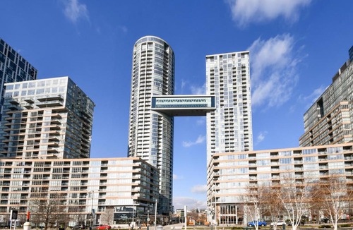 CityPlace Apartment | The Place To Stay! AMENTITIES + DT + PARKING