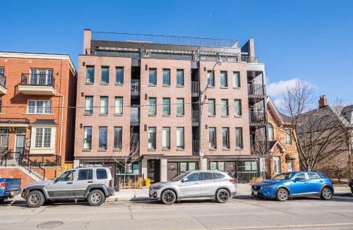 Downtown Toronto Hotel | The Roland Peaceful 2BR Basement Suite Near Downtown Toronto