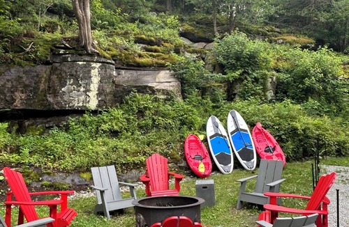 Utterson House | The Rowanwood - Muskoka Cottage Retreat