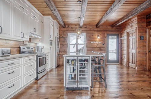 Notre-Dame-de-Pontmain Cabin | The Rustik refuge with spa