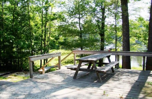Selwyn House | The Sandpiper - Quiet 3-bedroom retreat