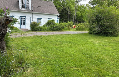 West Quaco Cottage | The Shipbuilder's Cottage-Two Century Old Charm