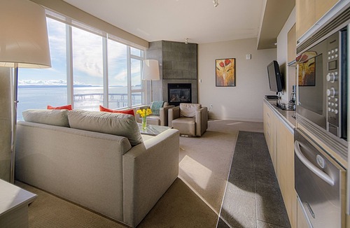 Booktown Hotel | The Sidney Pier Hotel & Spa