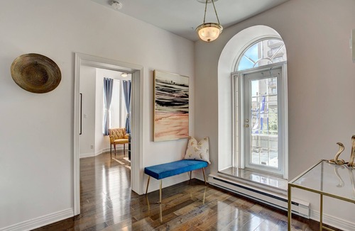 Latin Quarter Apartment | The Suite "au Château"