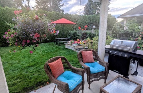 South Pandosy House | The Sunshine House | Near Beaches And Wineries!