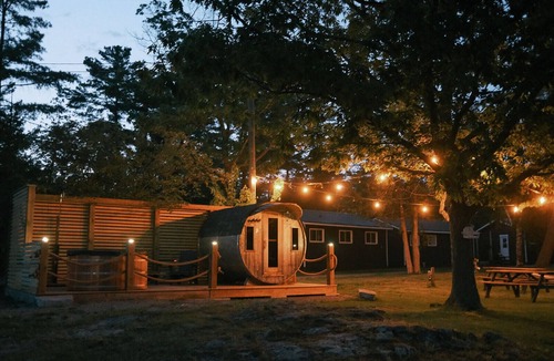 Havelock-Belmont-Methuen Ski Chalet | The Trace at Oak Lake - Chalet #17