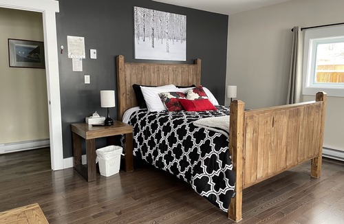 Deer Lake House | The Trailway Hub, ideally located in Deer Lake, 10 minutes from the airport.