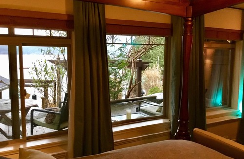 Tuwanek Bed & Breakfast | The Tuwanek Hotel and Spa