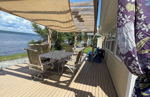 Ironville House | The ultimate Lakeside Retreat on the Bras D'or lakes