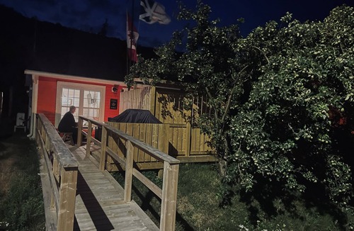 Cupids House | The Vaulted Tiny house w/Hot Tub-A Luxury Stay in Cupids NL