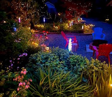 Courtenay House | The White Rabbit Inn