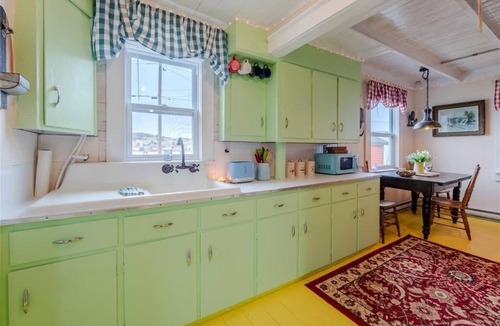 Heart's Delight House | The Yellow Dory Heart’s Delight 2BR! Ocean Views