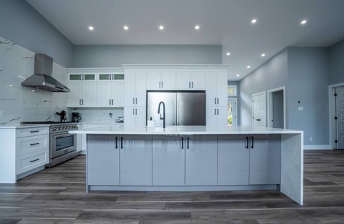 Saint-Jean-de-Matha House | The Zenith |Hot Tub | Lake |Pool Table