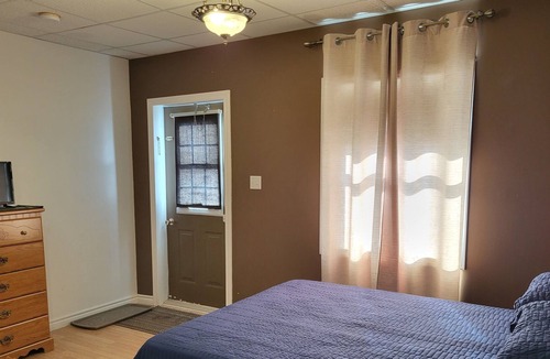 Cormack House | Thickwood Inn - Room #7 (2 People)