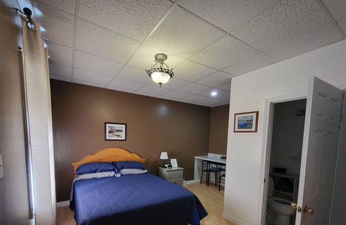 Cormack House | Thickwood Inn - Room #7 (2 People)