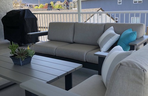 Downtown Squamish House | This fully furnished, renovated home is located downtown Squamish.
