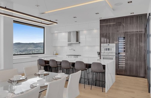 Central Okanagan House | This house is a 4 bedroom(s), 3 bathrooms, located in West Kelowna, BC.