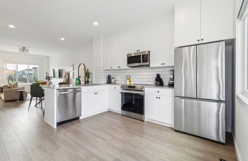 Southwest Edmonton House | This townhouse is a 3 bedroom(s), 2.5 bathrooms, located in Edmonton, AB.