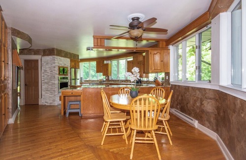 Ottawa Division House | Thousand Owls Estate, a private oasis in Ottawa - indoor pool, spa, games + more