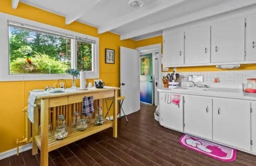 Carbonear House | Tigh-Na-Mara 4BR + Scandinavian HotSoak by the Sea