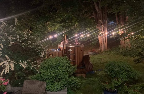 Carbonear House | Tigh-Na-Mara 4BR + Scandinavian HotSoak by the Sea